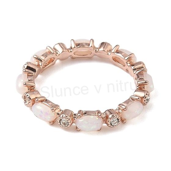 Prsten ozdobený kubickým zirkoniem a opálovým nálezem oválky velikost 19,1 mm (BP553)