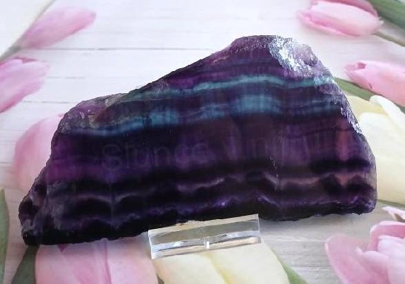 Fluorit leštěný plátek 217 g (X2147)