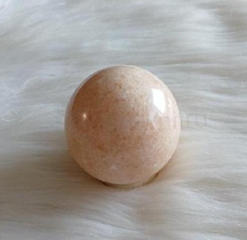 Sluneční kámen koule leštěná 50 mm | 185 g (X2160)