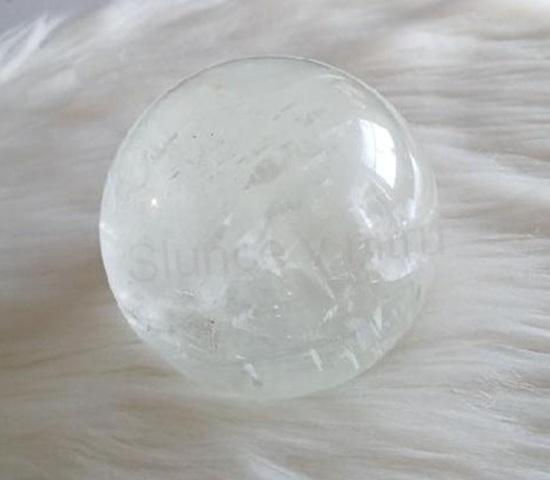 Křišťál koule leštěná 80,5 mm | 708 g (X2166)