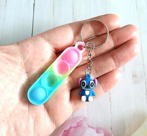 Klíčenka s Lilo a fidget s Pop it Toys (H711)