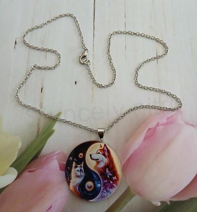 Řetízkový náhrdelník s přívěskem vlk Jin a Jang (BD1012)