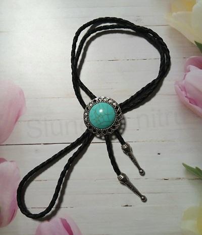 Bolo kravata s ozdobným vzorem a tyrkysovým kamenem (BD1016)