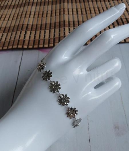 Řetízkový květinový náramek (BC642)