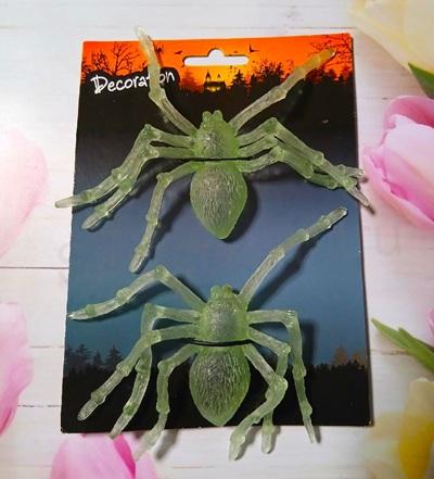 Halloweenská dekorace – Luminiscenční pavouci 2 ks (cca 13 cm) (D758)