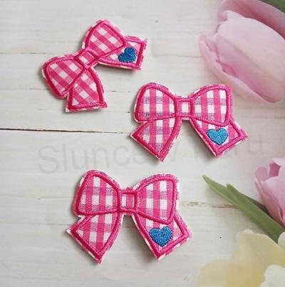 Samolepicí nášivka mašlička (C861)