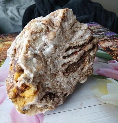 Mřížkový (Lamelární) křemen – Boxwork Quartz – sběratelská drúza (1600 g) (X2228)