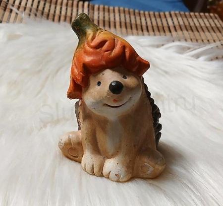 Dekorativní figurka ježeček 8,6 x 6,5 cm (L69)