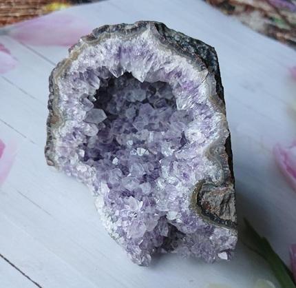 Minerální kámen ametyst drúza (498 g) (Brazílie) (X2262)