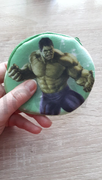 Semišová peněženka s filmovým motivem (H57)