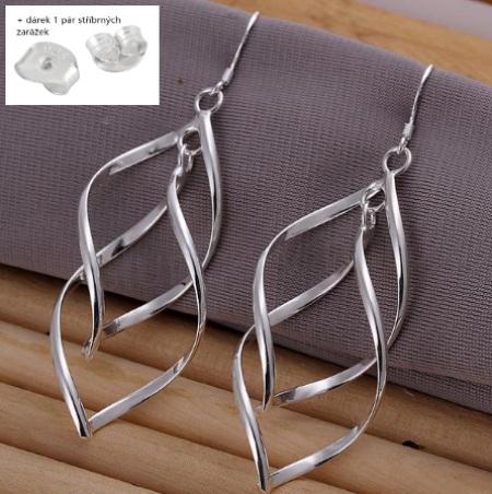 Postříbřené náušnice ve tvaru kapky (BE121)