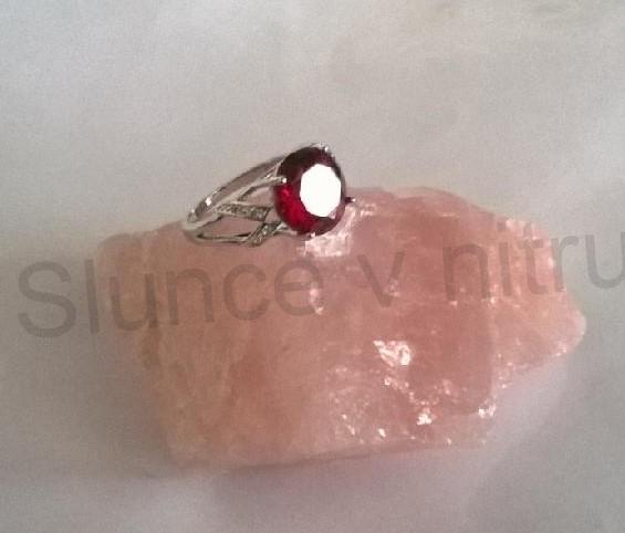 Postříbřený prsten s křišťály swarovski element (BE150)
