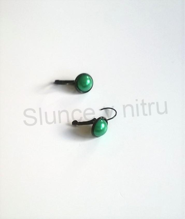 Černé náušnice s  perleťovou perlou (BB344)