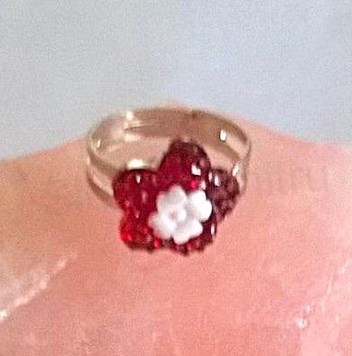 Nastavitelný dětský prsten červenobílá kytička (BP159)