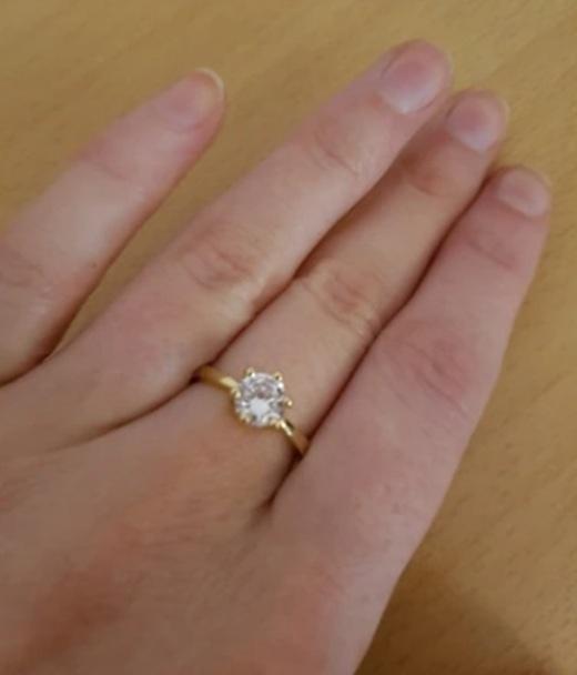 Prsten se zirkonem - pozlaceno velikost 55 (BE168)