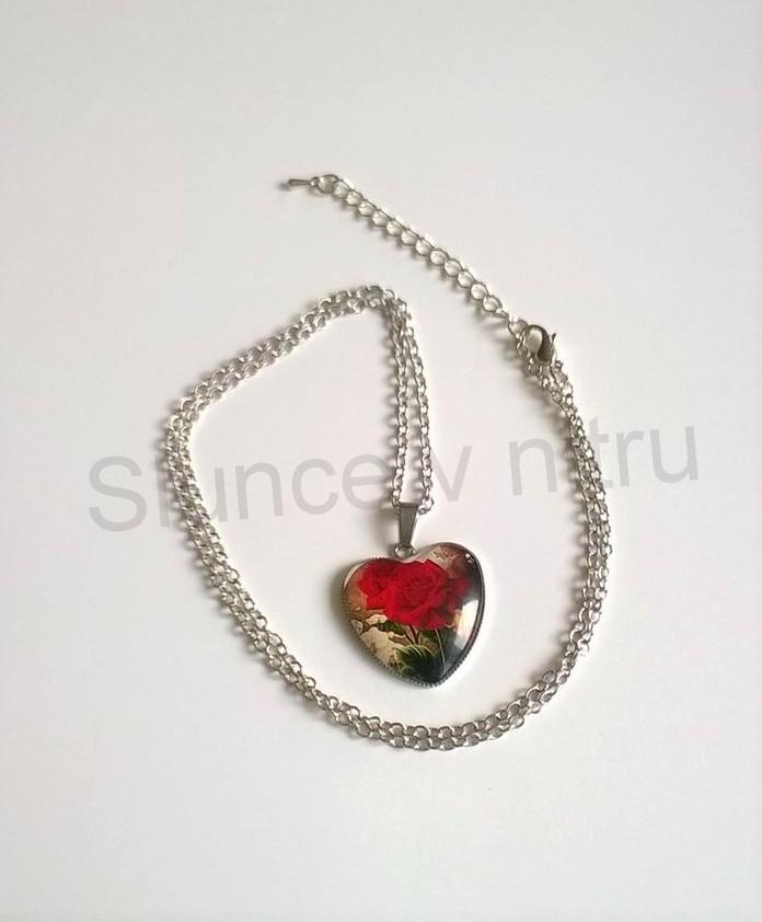Náhrdelník s přívěškem růže v srdci (BD282)
