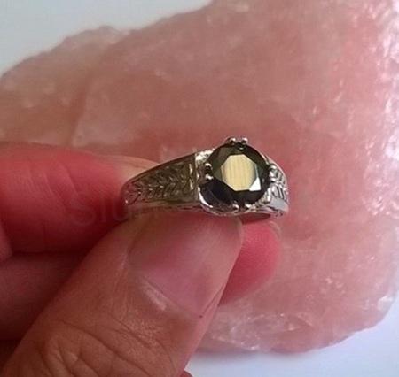 Dámský prsten černý spinel zirkonu s ornamenty velikost 59 (BE175)