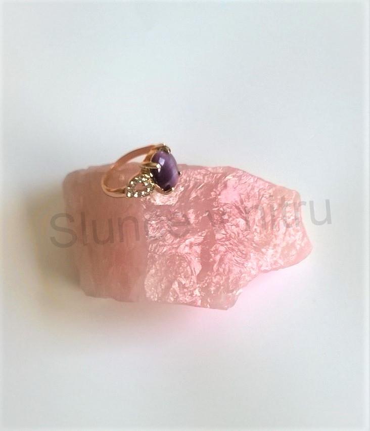 Prsten s polodrahokamenem Kočičí oko a zirkony (BP95)