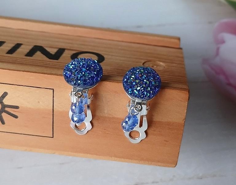 Náušnice klipsy ozdobné měnicí barvu na světle 12 mm (BB455)