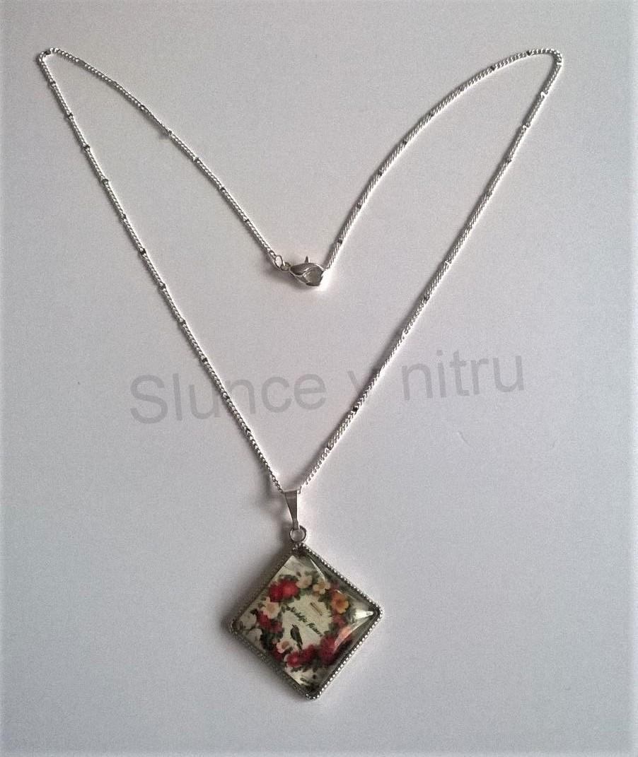 Postříbřený náhrdelník s přívěškem květin (BD325) 