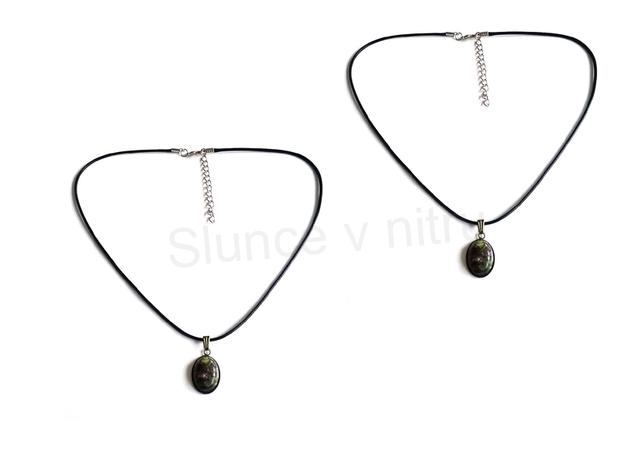 Minerální náhrdelník rubín v zoisitu (X517)