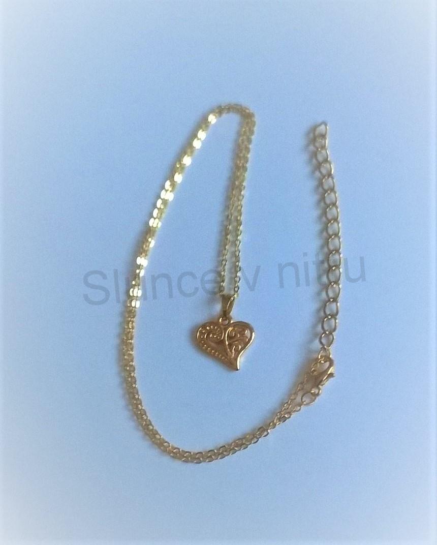 Náhrdelník s přívěškem srdce z chirurgické oceli (BD343) 