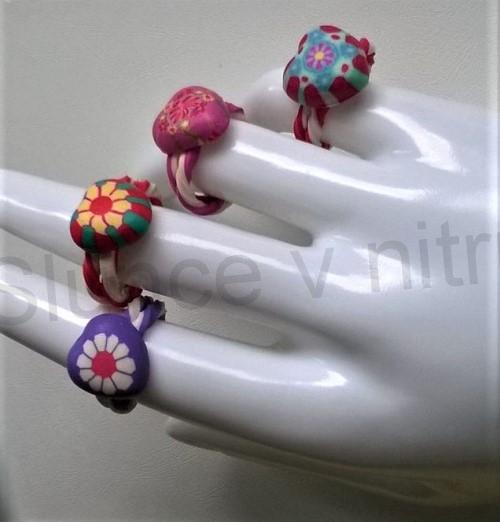 Dětský polymerový prsten srdce fialový (BP311)