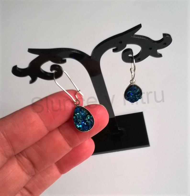 Visací orgonitové náušnice zdobené z chirurgické oceli kapky (BB496)