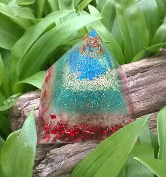 Orgonitová pyramida - pampeliškové přání 6,7 x 6 cm (PP52)