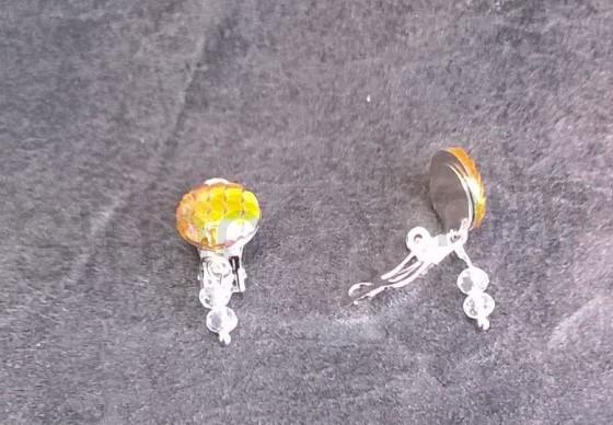 Náušnice klipsy s dračím vzorem měnicí a swarovski korálky 1,2 x 3 cm (BB520)