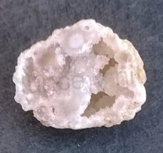 Sněžný Křišťál geoda 25,7g (Maroko) (X665)