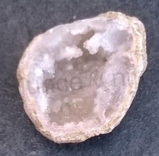 Sněžný Křišťál geoda 35,2g (Maroko) (X671)