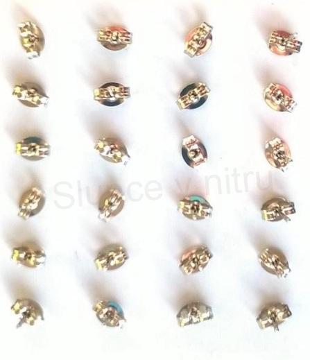 Puzetové náušnice křížky z chirurgické oceli (BB578)