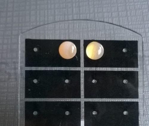 Puzetové náušnice achátové 8 x 8 mm (X821)