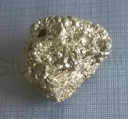 Pyrit drúza Peru 114,4 g (X871)