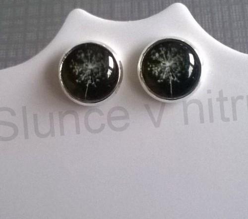 Puzetové náušnice z chirurgické oceli kytičkové (BB638)