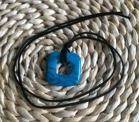 Náhrdelník donut čtverec 40 mm - Tyrkenit (X890)