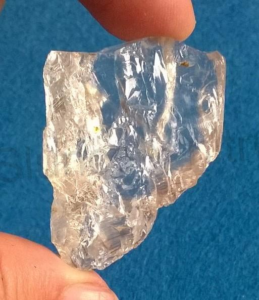 Drahokamový křišťál z Vysočiny, surový s malou duhou 14,8 g (Česká republika) (X949)