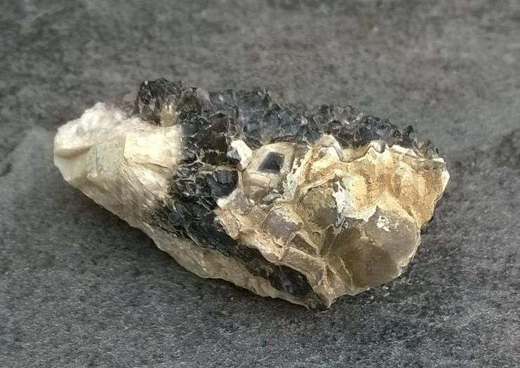 Morion drúza 14,7 g (Česká Republika) (X971)