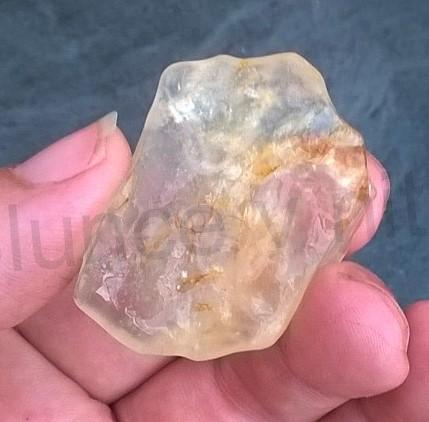 Ohlazený křišťál  20,7 g (Česká Republika) (X1027)