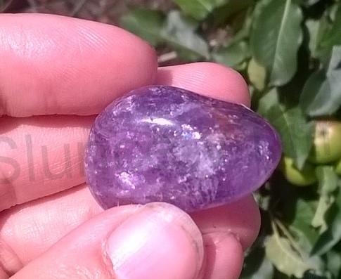 Ametrín tromlovaný – duhové odlesky 20 g (Bolívie) (X1085)