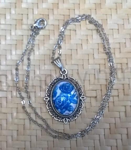 Náhrdelník s přívěškem květin (BD529)