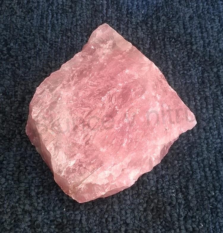 Velký Růženin surový 622g (Madagaskar) (X1219)
