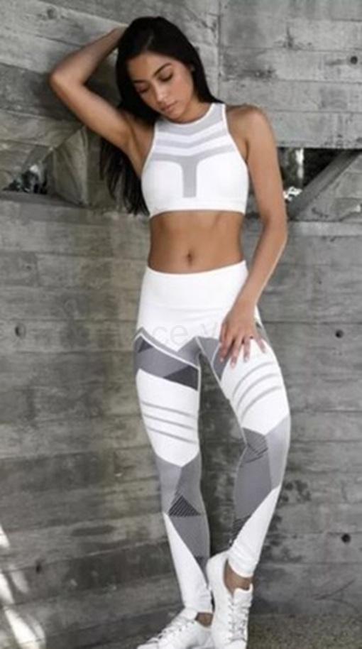 Dámské dlouhé sportovní legíny – velikost S, černé (K166)
