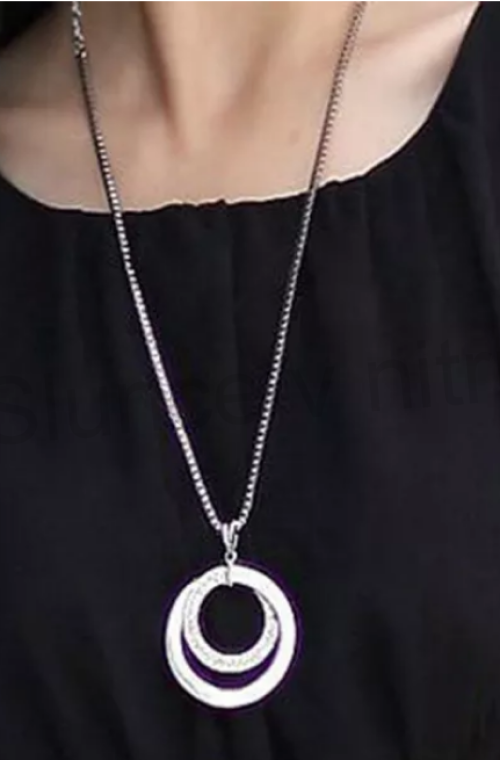  Náhrdelník s výrazným kruhovým přívěskem (BD577)