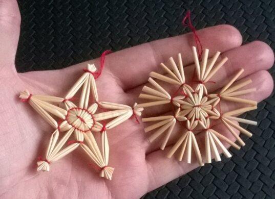 Vánoční slaměné dekorace - přivěšky (V60)