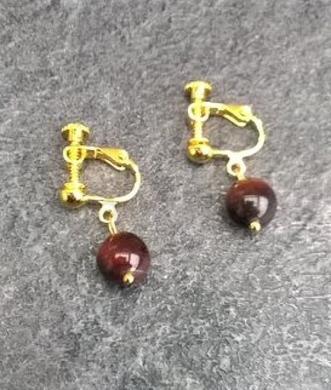 Minerální náušnice byčí oko 8,6 x 8,6 mm (X1296)