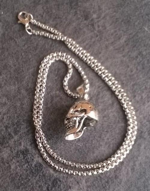 Řetízkový náhrdelník s přívěškem lebky – Skull (BD611)