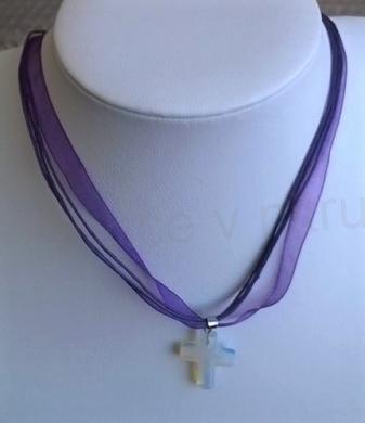 Opalitový kříž na ozdobné stužce (X1368)