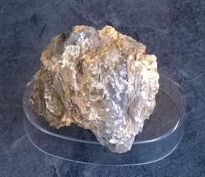 Srostlice Muskovitu s albitem 69 g (Česká Republika) (X1459)